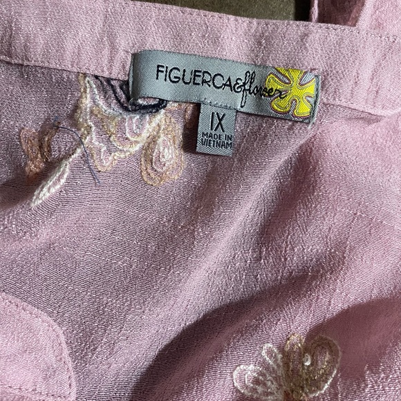 Figueroa & Flower Women's Sheer Flower Embroidered Button Up Blouse Size 1X - Picture 14 of 15